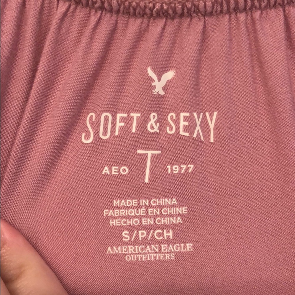 american eagle top! - Picture 3 of 4